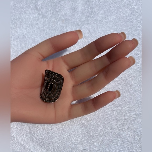 Brutalist Copper Statement Ring - Bold Retro Design - Picture 5 of 8